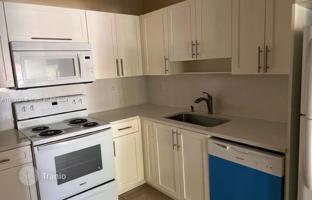 2-bedroom apartments in condo 96 m² in Deerfield Beach for $285,000