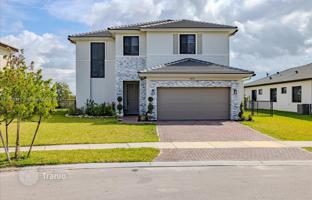 3-bedroom house 367 m² in Corkscrew for $795,000