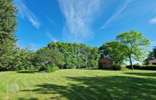 Farm 600 m² in Montalcino for 1,900,000 €