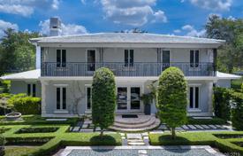 Spacious villa with a backyard, a garden, a pool and a terrace, Coral Gables, USA for $4,395,000