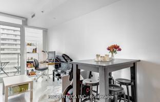 3-bedroom apartment in Peter Street for C$709,000