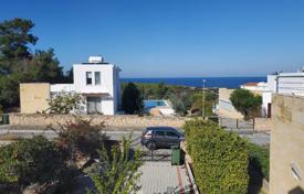 Villa in Esentepe on the first line for 384,000 €