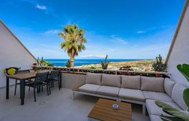Turnkey two-bedroom apartment with sea views in El Madroñal, Tenerife, Spain for 375,000 €