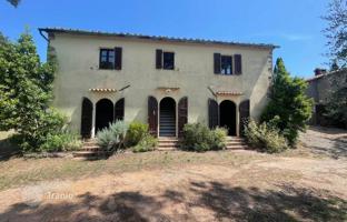 3-bedroom villa 305 m² in Grosseto (city) for 890,000 €