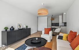 New residential complex with apartments in Suresnes, France for From 946,000 €