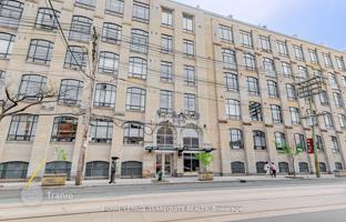 5-bedroom apartment in Queen Street West for C$1,233,000