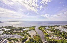 Apartment – Lake Shore Boulevard West, Etobicoke, Toronto,  Ontario,   Canada for C$925,000