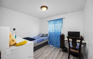 8-bedroom house in Scarborough for C$1,207,000