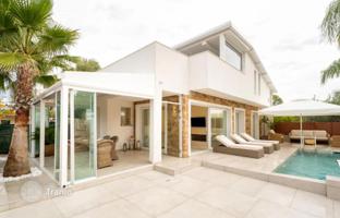 3-bedroom house 130 m² in Nea Kallikratia for 780,000 €