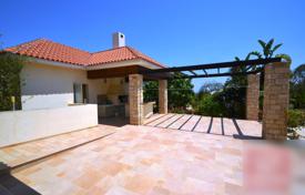 Luxury Villa for Sale in St. Panteleimonas Area for 2,800,000 €