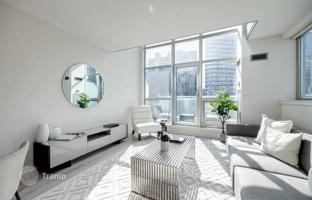 6-bedroom apartment in Blue Jays Way for C$1,054,000