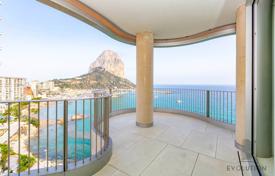 Sunny three-bedroom apartment with stunning sea views in Calpe, Alicante, Spain for 1,420,000 €