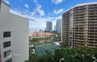 1-bedroom apartments in condo 60 m² in South Bayshore Drive for $550,000