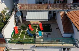 2-bedroom apartment 80 m² in Split-Dalmatia County for 250,000 €
