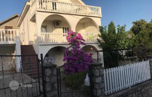 Three-level house with sea views in Utjeha, Bar, Montenegro for 290,000 €