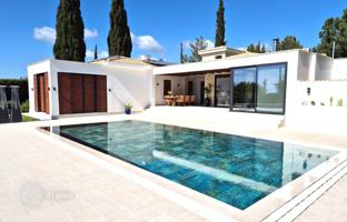 4-bedroom cottage 240 m² in Aphrodite Hills for 2,750,000 €