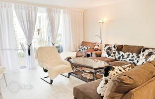 1-bedroom apartments in condo 99 m² in Aventura for $312,000