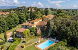 10-bedroom villa 1,500 m² in Pisa for 1,800,000 €
