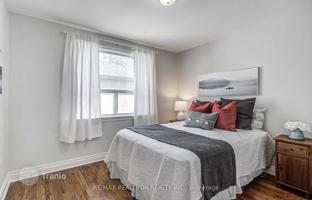 9-bedroom house in North York for C$2,150,000