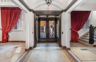 3-bedroom apartment in Yonge Street for C$1,049,000