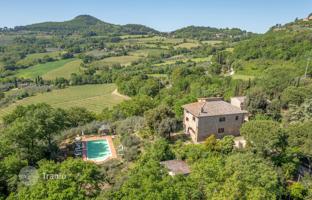 8-bedroom country house 591 m² in Montepulciano for 2,400,000 €