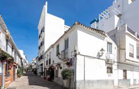 Traditional building in the center of Estepona, Málaga for 530,000 €