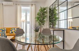 Renovated bright flat close to restaurants and shops, Madrid, Spain for 520,000 €
