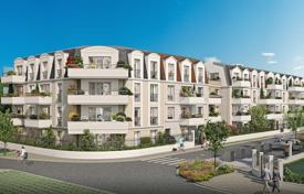 Apartment – Val-d'Oise, Ile-de-France, France for From 300,000 €