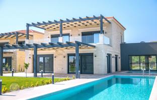 3-bedroom villa 262 m² in Platanias. Price on request