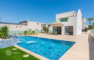 3-bedroom villa 242 m² in Campoamor for 995,000 €