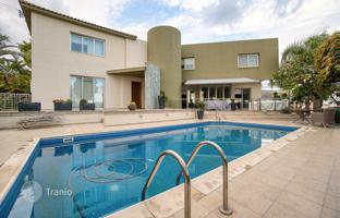 5-bedroom cottage in Limassol for 1,750,000 €