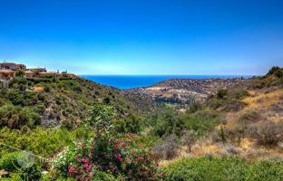 1-bedroom apartment 69 m² in Aphrodite Hills for 360,000 €