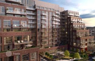 2-bedroom apartment in Saint Clair Avenue West for C$1,054,000