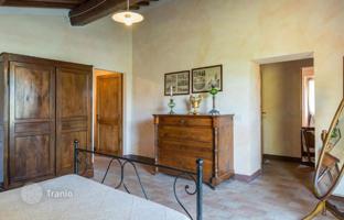 Farm 2,120 m² in Pienza for 6,500,000 €