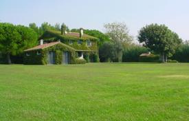 Renovated villa with a private beach, a garden and a guest house, Capalbio, Italy for 12,700 € per week