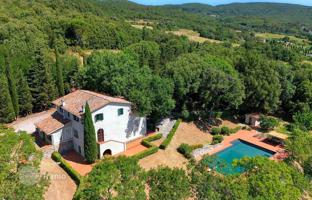 6-bedroom villa 350 m² in Riparbella for 997,000 €