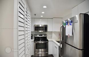 1-bedroom apartments in condo 65 m² in Miami for $399,000