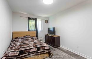 8-bedroom townhouse in Scarborough for C$1,099,000
