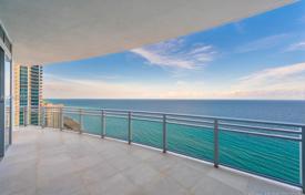 Elite apartment with ocean views in a residence on the first line of the beach, Hollywood, Florida, USA for $3,050,000