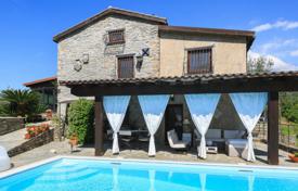 Elegant Villa with Pool in the hinterland of Recco, Liguria for 1,600,000 €