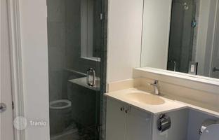 3-bedroom apartment in Bay Street for C$694,000