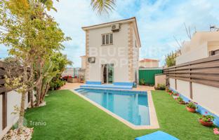 3-bedroom villa in Frenaros for 255,000 €