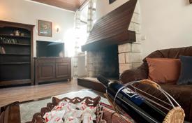 House Beautiful villa with 6 apartments for sale in one of the best locations in Supetar, island of Brač! for 1,050,000 €
