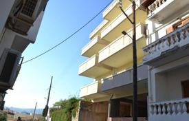 Spacious apartment with a terrace, near the beach and the city center, Agios Nikolaos, Crete, Greece for 300,000 € Spacious apartment with a terrace, near the beach and the city center, Agios Nikolaos, Crete, Greece for 300,000 €