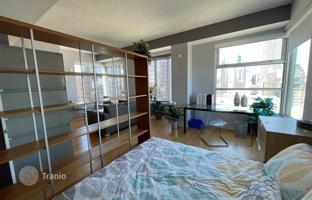 2-bedroom apartment in King Street for C$722,000