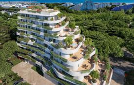 Apartment – La Grande-Motte, Occitanie, France for From 360,000 €