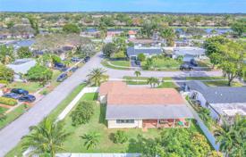 Townhome – Pembroke Pines, Broward, Florida,  USA for $675,000