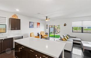 4-bedroom house 320 m² in Miami for $775,000
