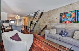 Terraced house – Gerrard Street East, Toronto, Ontario,  Canada for C$1,172,000