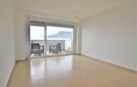 Bright apartment on the first line from the beach in Calpe, Alicante, Spain for 285,000 €